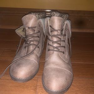 Cliffs by White Moutain